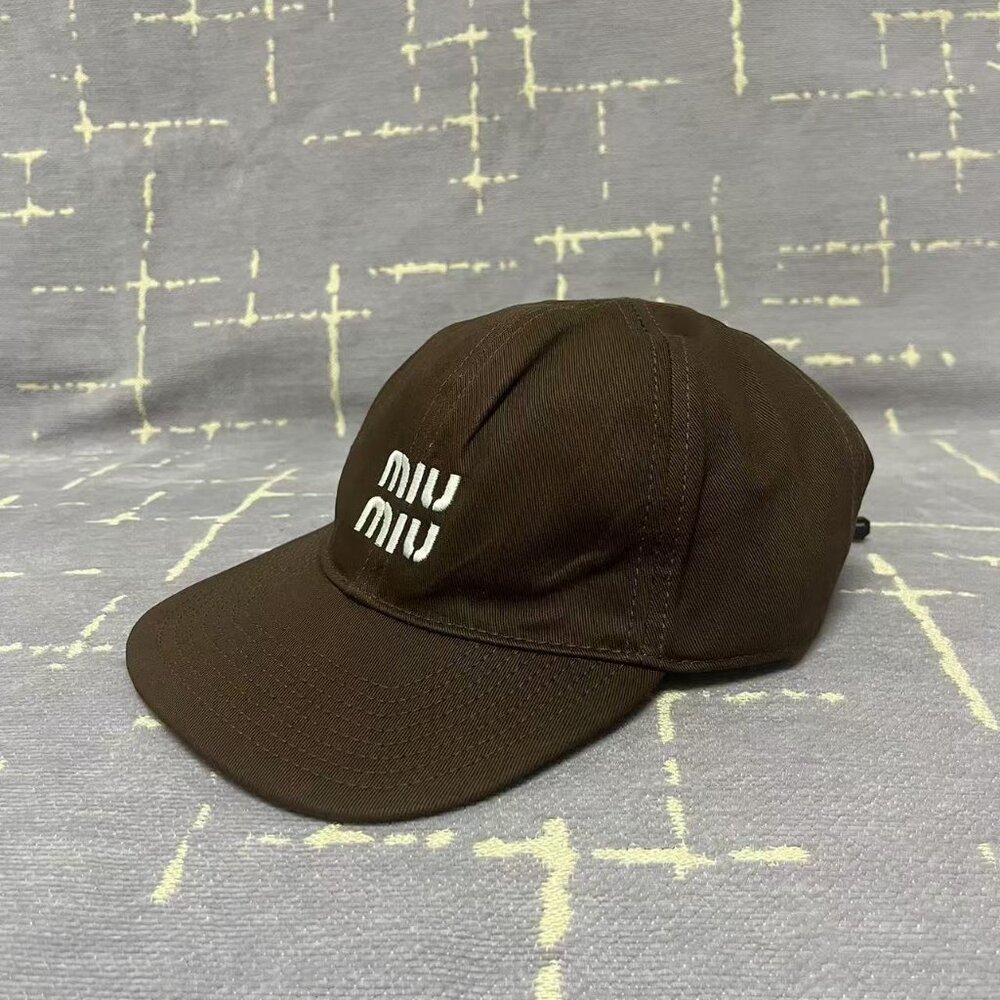 Sorry, you can place a new order. I noticed that the one that was damaged by the